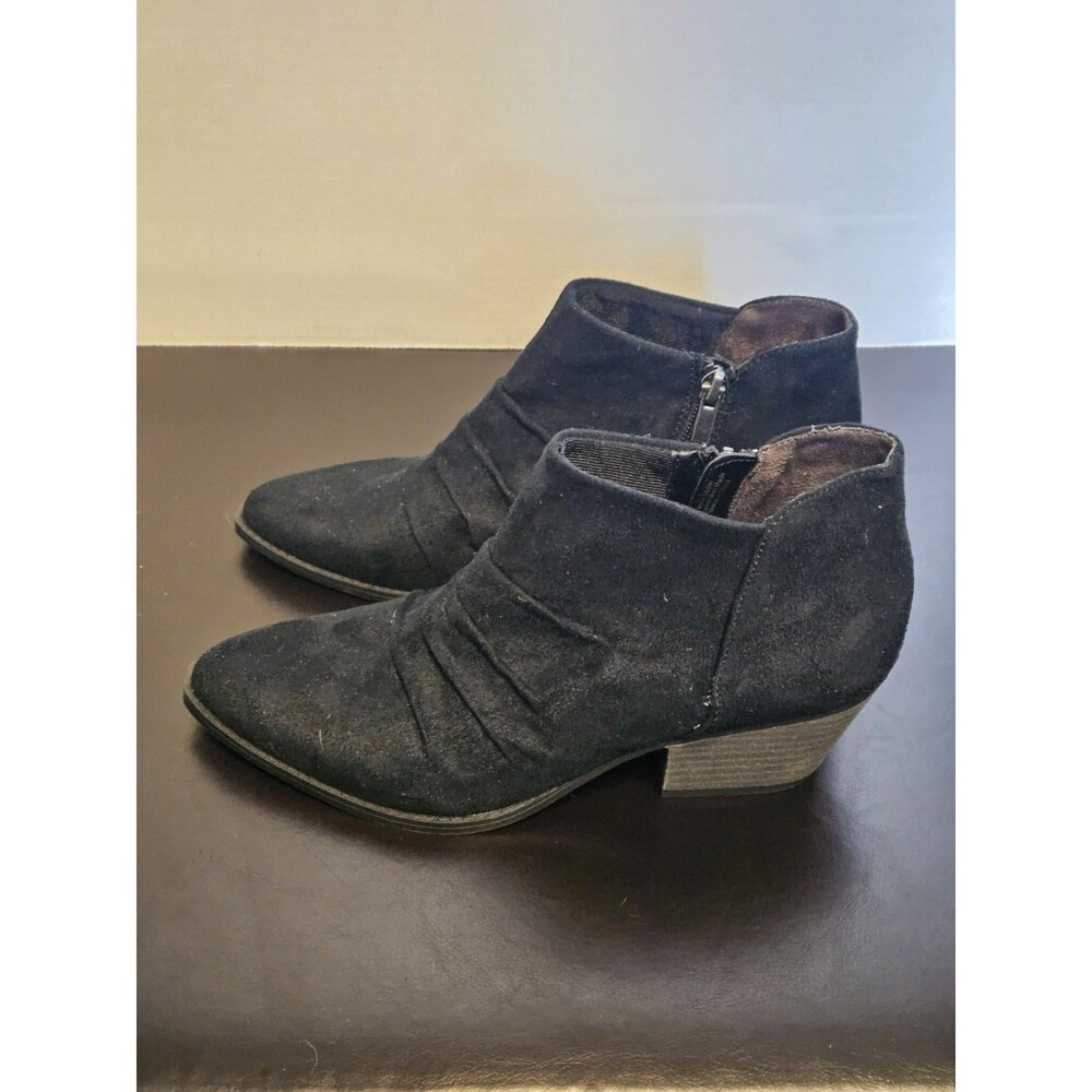 Sz 8m - LifeStride Reba Faux Suede Ruched Heels Black Booties